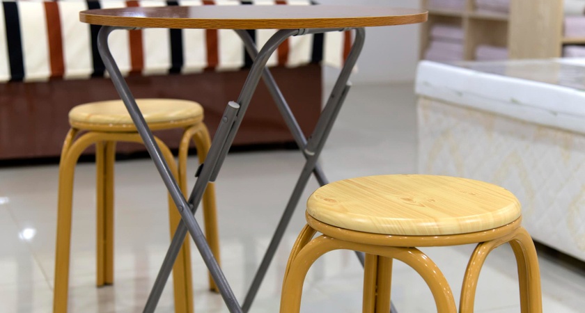 компактни столчета