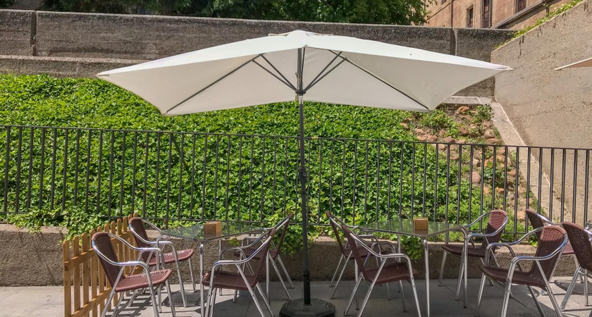 основи за чадър