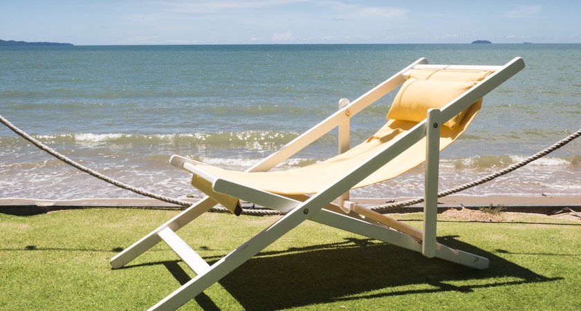 шезлонг комфорт градината