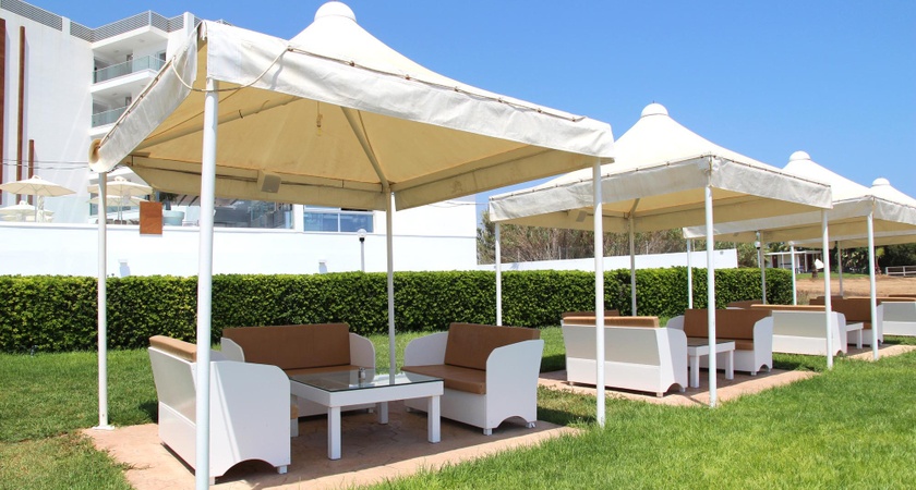 здрава шатра за градината