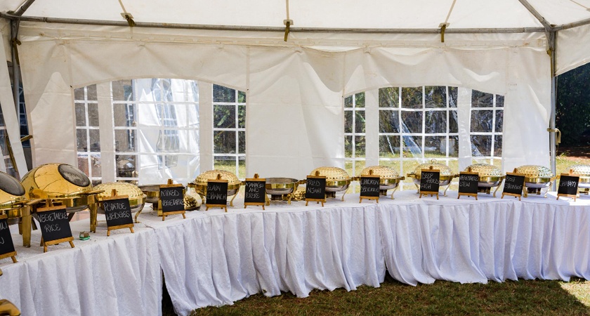 метална или алуминиева шатра