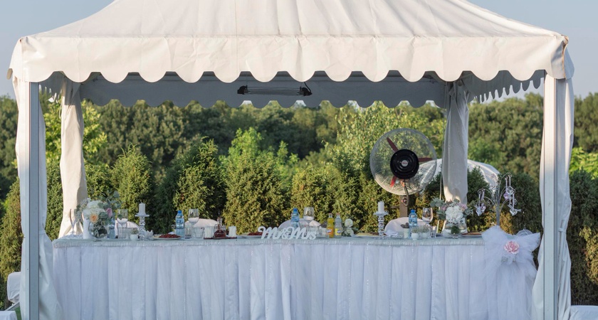 евтини шатри