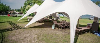 закрепване на шатра